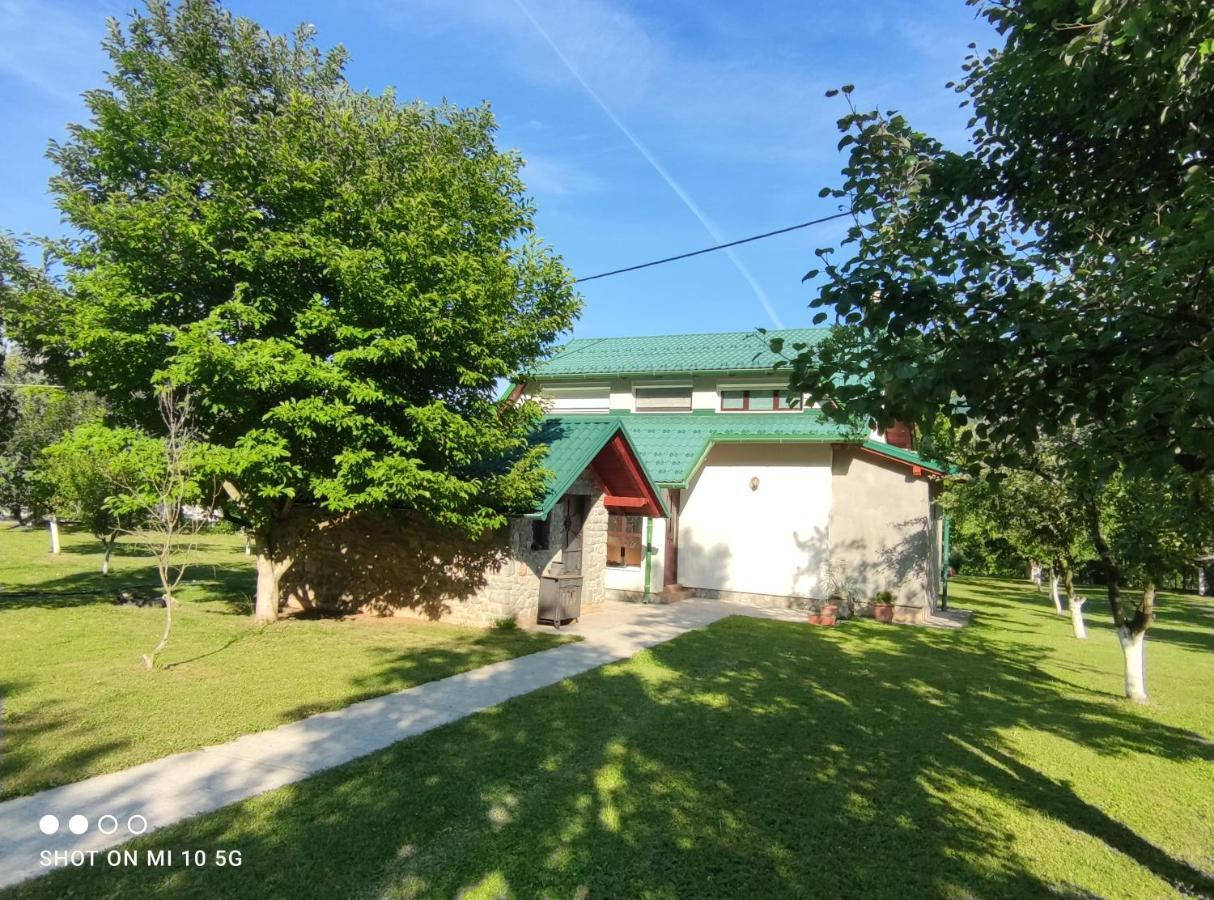 Mila Holiday Home Lohovo Eksteriør billede